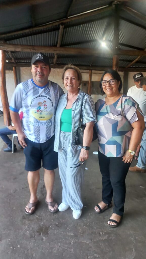 Grupo Filhos e Amigos de Amambai realiza confraternização Grupo Filhos e Amigos de Amambai realiza confraternização