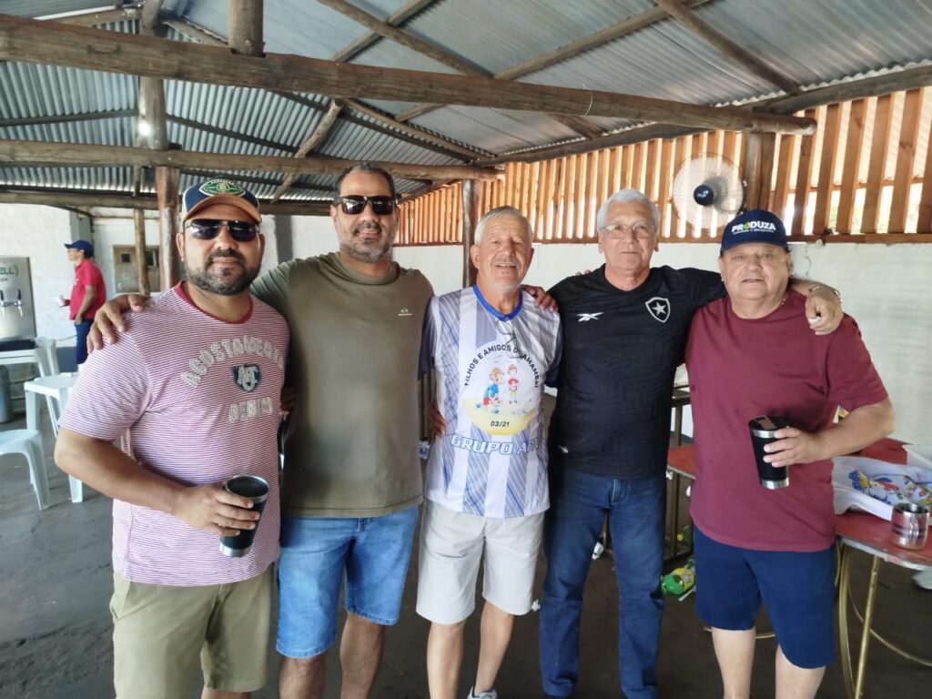Grupo Filhos e Amigos de Amambai realiza confraternização Grupo Filhos e Amigos de Amambai realiza confraternização