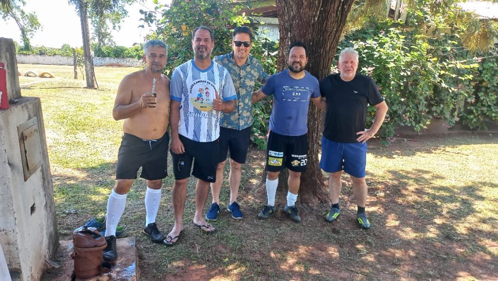 Grupo Filhos e Amigos de Amambai realiza confraternização Grupo Filhos e Amigos de Amambai realiza confraternização