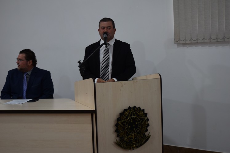 Sessão solene deu posse ao prefeito Lídio Ledesma, à vice-prefeita Patrícia Margatto e aos vereadores para o mandato 2025-2028 em Iguatemi