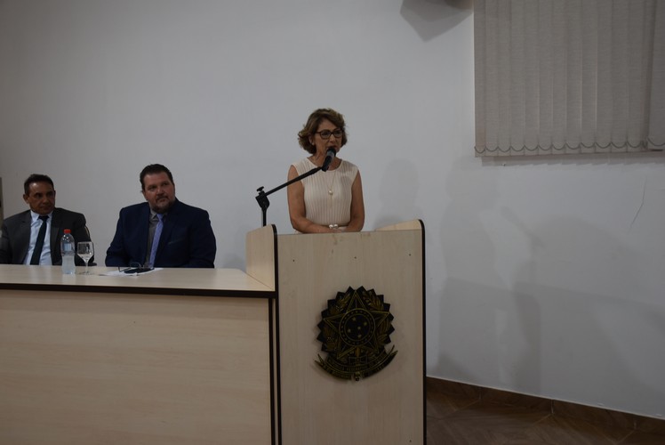 Sessão solene deu posse ao prefeito Lídio Ledesma, à vice-prefeita Patrícia Margatto e aos vereadores para o mandato 2025-2028 em Iguatemi