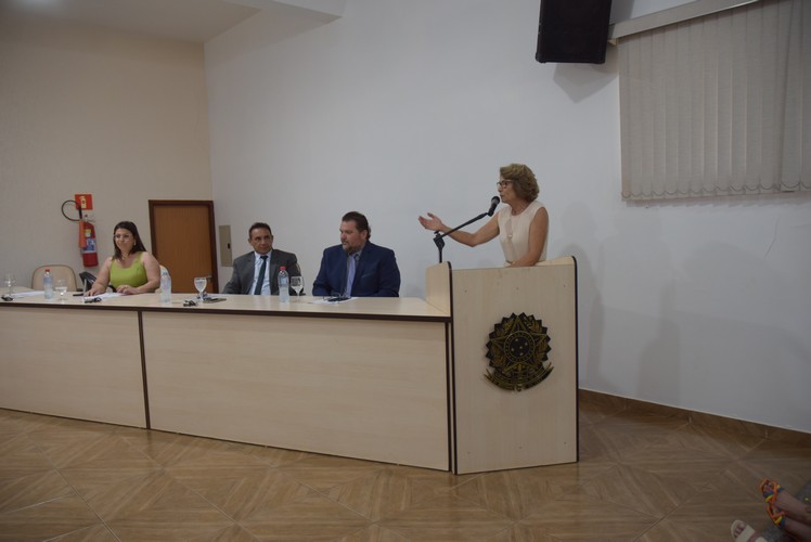 Sessão solene deu posse ao prefeito Lídio Ledesma, à vice-prefeita Patrícia Margatto e aos vereadores para o mandato 2025-2028 em Iguatemi