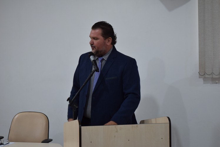 Sessão solene deu posse ao prefeito Lídio Ledesma, à vice-prefeita Patrícia Margatto e aos vereadores para o mandato 2025-2028 em Iguatemi
