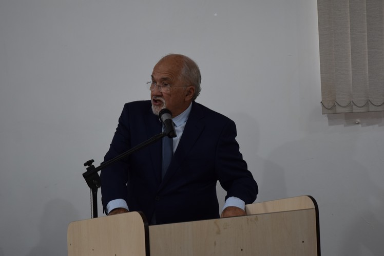 Sessão solene deu posse ao prefeito Lídio Ledesma, à vice-prefeita Patrícia Margatto e aos vereadores para o mandato 2025-2028 em Iguatemi