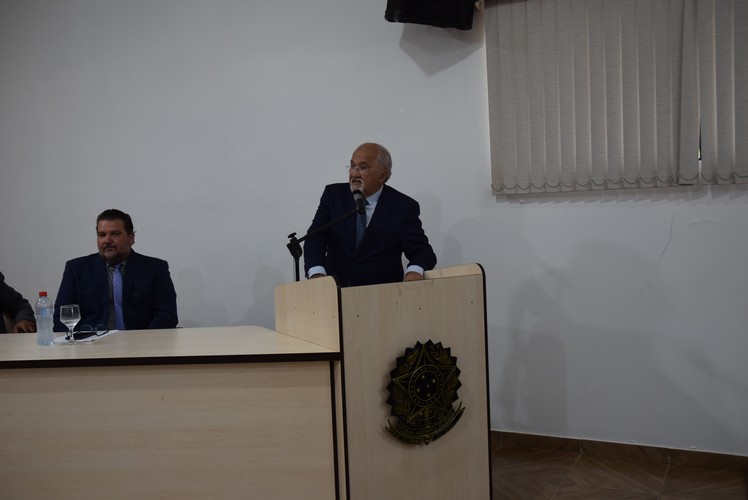 Sessão solene deu posse ao prefeito Lídio Ledesma, à vice-prefeita Patrícia Margatto e aos vereadores para o mandato 2025-2028 em Iguatemi