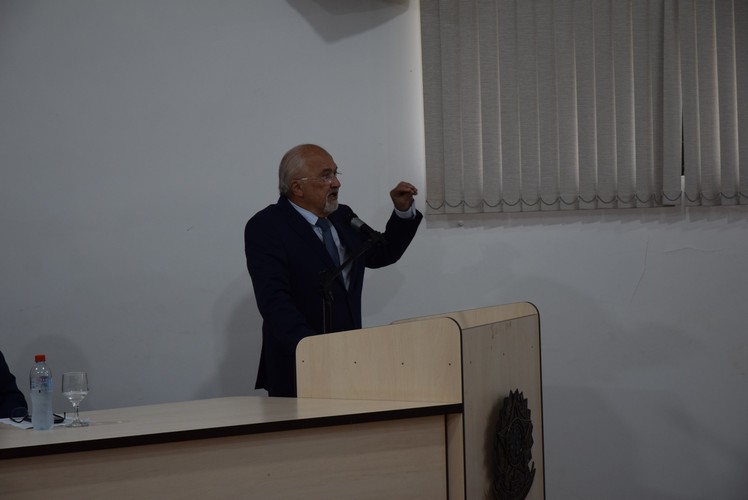 Sessão solene deu posse ao prefeito Lídio Ledesma, à vice-prefeita Patrícia Margatto e aos vereadores para o mandato 2025-2028 em Iguatemi