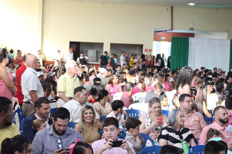 Em ato de posse, prefeita Niágara apresenta secretariado e fala sobre metas em Coronel Sapucaia Em ato de posse, prefeita Niágara apresenta secretariado e fala sobre metas em Coronel Sapucaia