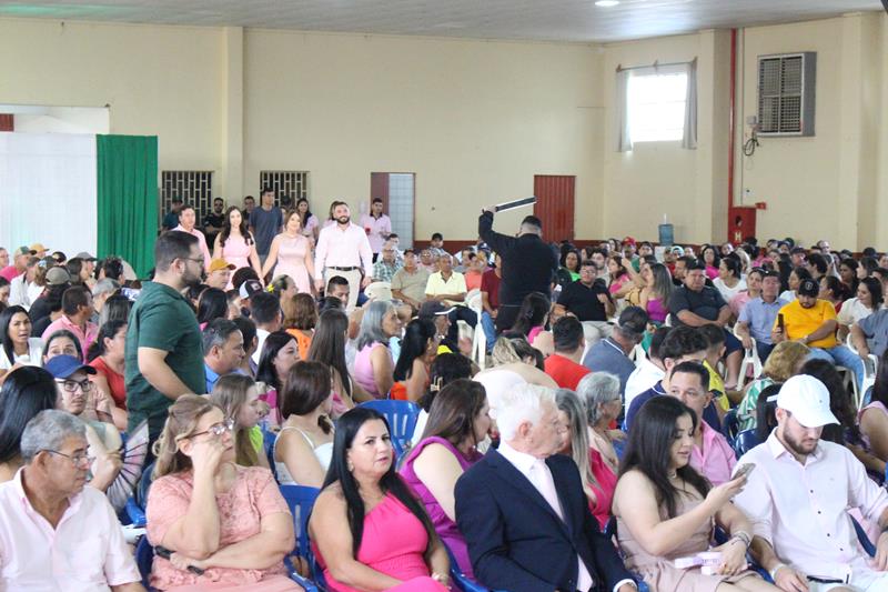 Em ato de posse, prefeita Niágara apresenta secretariado e fala sobre metas em Coronel Sapucaia Em ato de posse, prefeita Niágara apresenta secretariado e fala sobre metas em Coronel Sapucaia