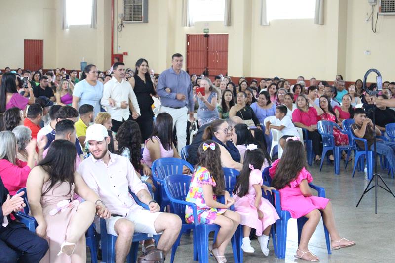 Em ato de posse, prefeita Niágara apresenta secretariado e fala sobre metas em Coronel Sapucaia Em ato de posse, prefeita Niágara apresenta secretariado e fala sobre metas em Coronel Sapucaia