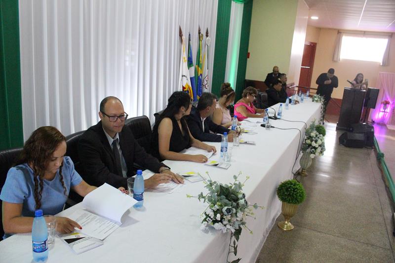 Em ato de posse, prefeita Niágara apresenta secretariado e fala sobre metas em Coronel Sapucaia Em ato de posse, prefeita Niágara apresenta secretariado e fala sobre metas em Coronel Sapucaia