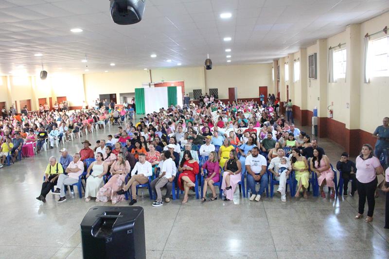 Em ato de posse, prefeita Niágara apresenta secretariado e fala sobre metas em Coronel Sapucaia Em ato de posse, prefeita Niágara apresenta secretariado e fala sobre metas em Coronel Sapucaia