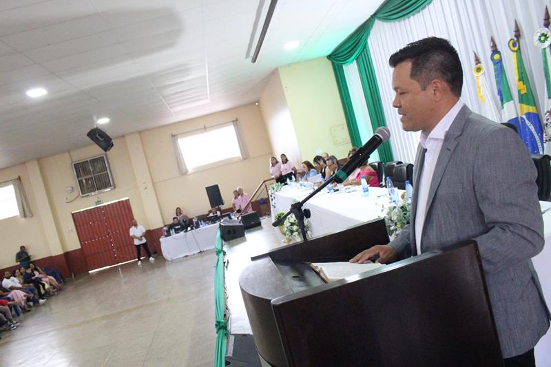 Em ato de posse, prefeita Niágara apresenta secretariado e fala sobre metas em Coronel Sapucaia Em ato de posse, prefeita Niágara apresenta secretariado e fala sobre metas em Coronel Sapucaia