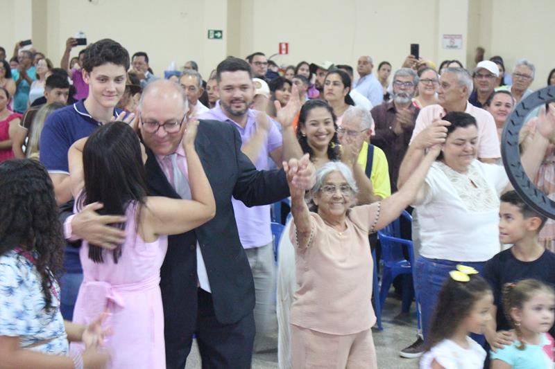 Em ato de posse, prefeita Niágara apresenta secretariado e fala sobre metas em Coronel Sapucaia Em ato de posse, prefeita Niágara apresenta secretariado e fala sobre metas em Coronel Sapucaia