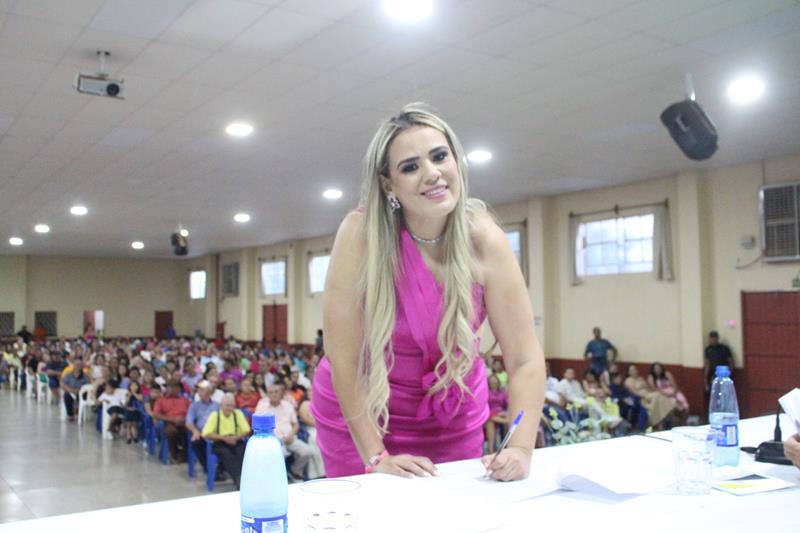 Em ato de posse, prefeita Niágara apresenta secretariado e fala sobre metas em Coronel Sapucaia Em ato de posse, prefeita Niágara apresenta secretariado e fala sobre metas em Coronel Sapucaia