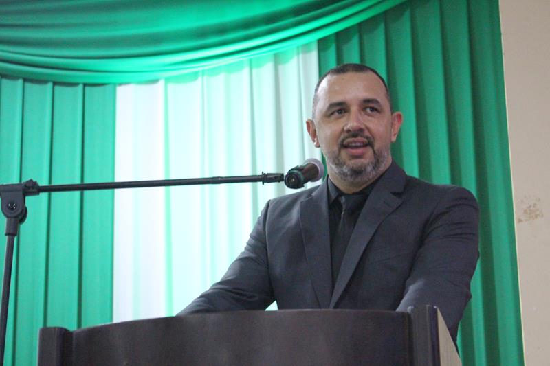 Em ato de posse, prefeita Niágara apresenta secretariado e fala sobre metas em Coronel Sapucaia Em ato de posse, prefeita Niágara apresenta secretariado e fala sobre metas em Coronel Sapucaia