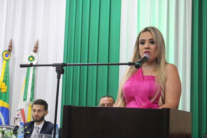 Em ato de posse, prefeita Niágara apresenta secretariado e fala sobre metas em Coronel Sapucaia Em ato de posse, prefeita Niágara apresenta secretariado e fala sobre metas em Coronel Sapucaia