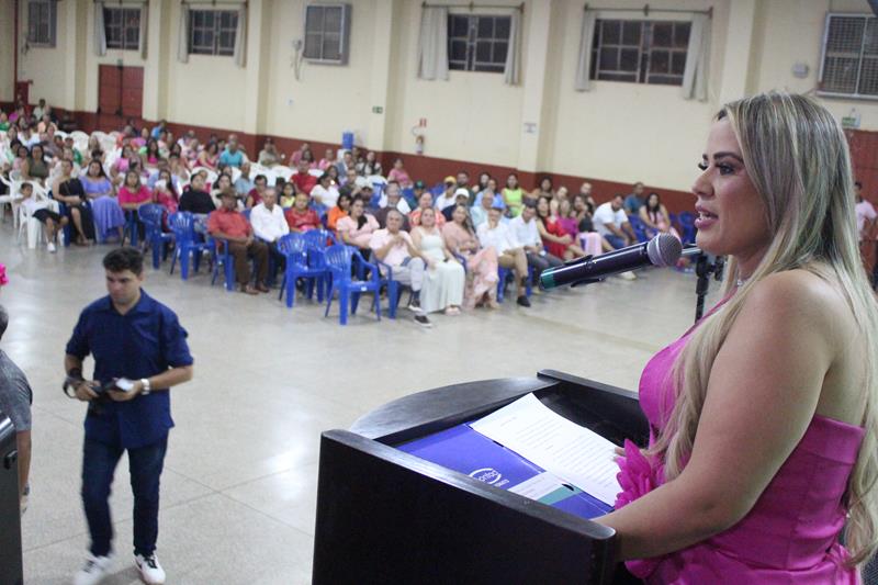 Em ato de posse, prefeita Niágara apresenta secretariado e fala sobre metas em Coronel Sapucaia Em ato de posse, prefeita Niágara apresenta secretariado e fala sobre metas em Coronel Sapucaia