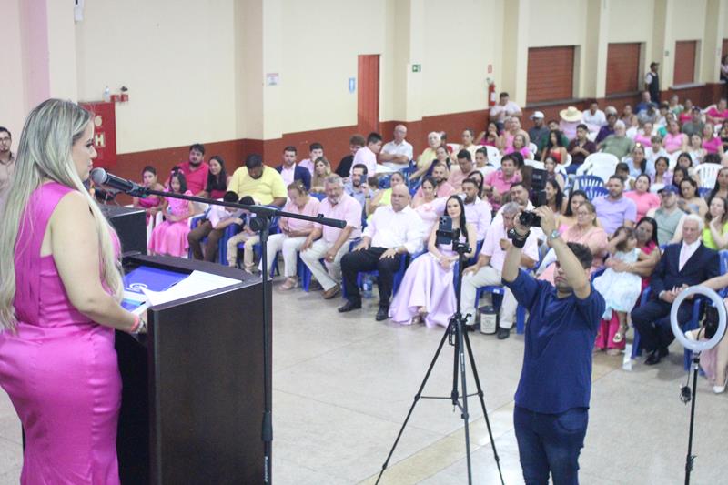 Em ato de posse, prefeita Niágara apresenta secretariado e fala sobre metas em Coronel Sapucaia Em ato de posse, prefeita Niágara apresenta secretariado e fala sobre metas em Coronel Sapucaia