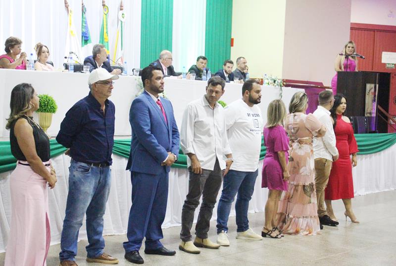 Em ato de posse, prefeita Niágara apresenta secretariado e fala sobre metas em Coronel Sapucaia Em ato de posse, prefeita Niágara apresenta secretariado e fala sobre metas em Coronel Sapucaia