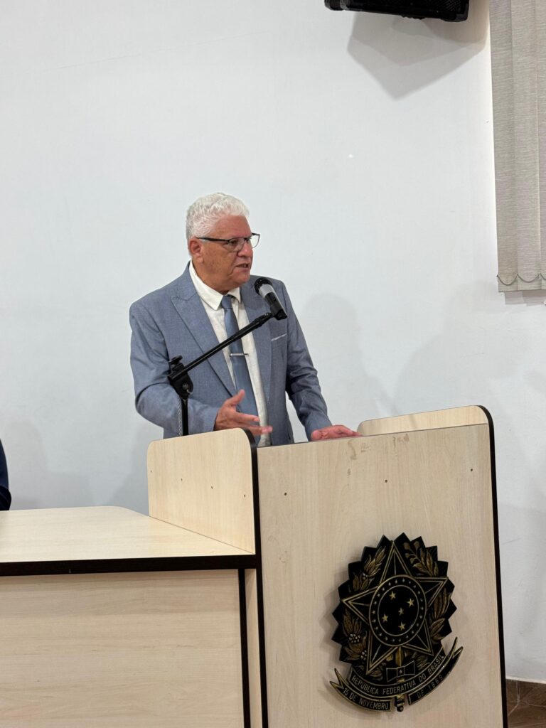 Prefeito eleito Lídio Ledesma, vice-prefeita Dra. Patrícia e vereadores são empossados em Iguatemi Prefeito eleito Lídio Ledesma, vice-prefeita Dra. Patrícia e vereadores são empossados em Iguatemi