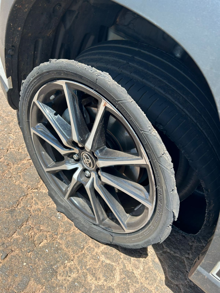 Alerta: buraco na MS-386 no sentido Amambai a Ponta Porã exige maior atenção dos condutores Alerta: buraco na MS-386 no sentido Amambai a Ponta Porã exige maior atenção dos condutores
