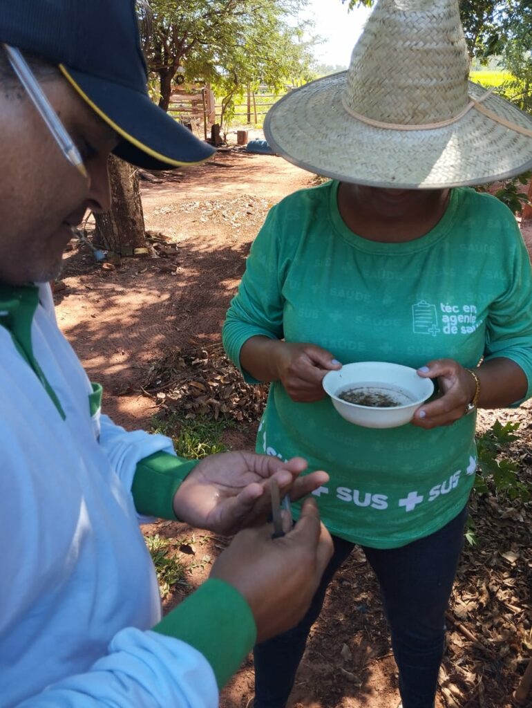 Projeto de combate à dengue vai atender mais de 4.600 famílias na zona rural de Itaquiraí Projeto de combate à dengue vai atender mais de 4.600 famílias na zona rural de Itaquiraí