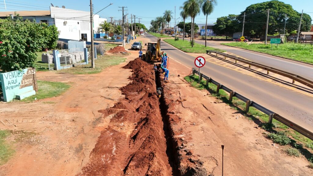 Itaquiraí avança com a implantação da rede de esgoto Itaquiraí avança com a implantação da rede de esgoto