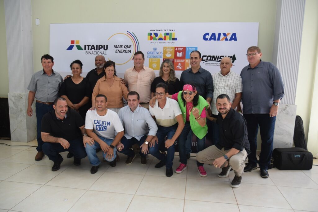 Itaipu e Conisul realizam reunião em Iguatemi para entrega de R$ 20,3 milhões em ações e investimentos aos municípios consorciados Itaipu e Conisul realizam reunião em Iguatemi para entrega de R$ 20,3 milhões em ações e investimentos aos municípios consorciados