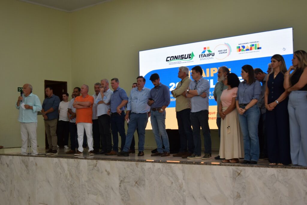 Itaipu e Conisul realizam reunião em Iguatemi para entrega de R$ 20,3 milhões em ações e investimentos aos municípios consorciados Itaipu e Conisul realizam reunião em Iguatemi para entrega de R$ 20,3 milhões em ações e investimentos aos municípios consorciados