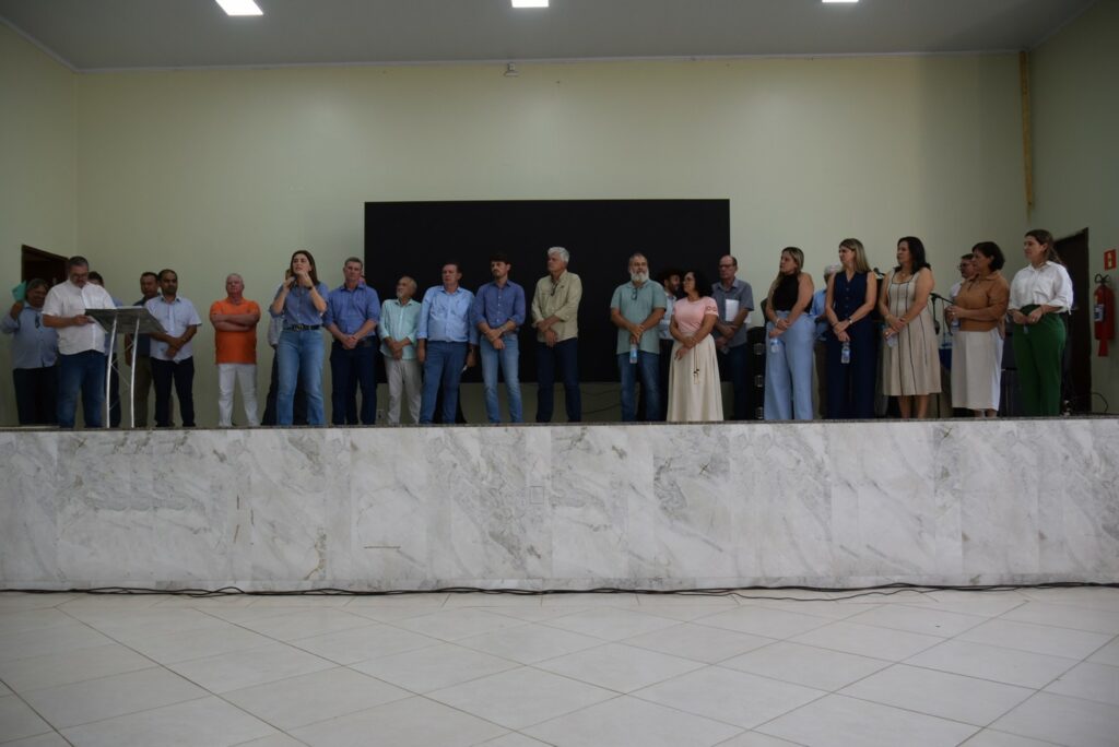 Itaipu e Conisul realizam reunião em Iguatemi para entrega de R$ 20,3 milhões em ações e investimentos aos municípios consorciados Itaipu e Conisul realizam reunião em Iguatemi para entrega de R$ 20,3 milhões em ações e investimentos aos municípios consorciados