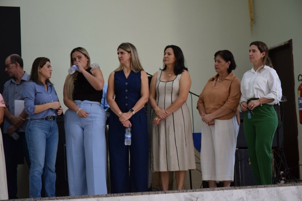 Itaipu e Conisul realizam reunião em Iguatemi para entrega de R$ 20,3 milhões em ações e investimentos aos municípios consorciados Itaipu e Conisul realizam reunião em Iguatemi para entrega de R$ 20,3 milhões em ações e investimentos aos municípios consorciados