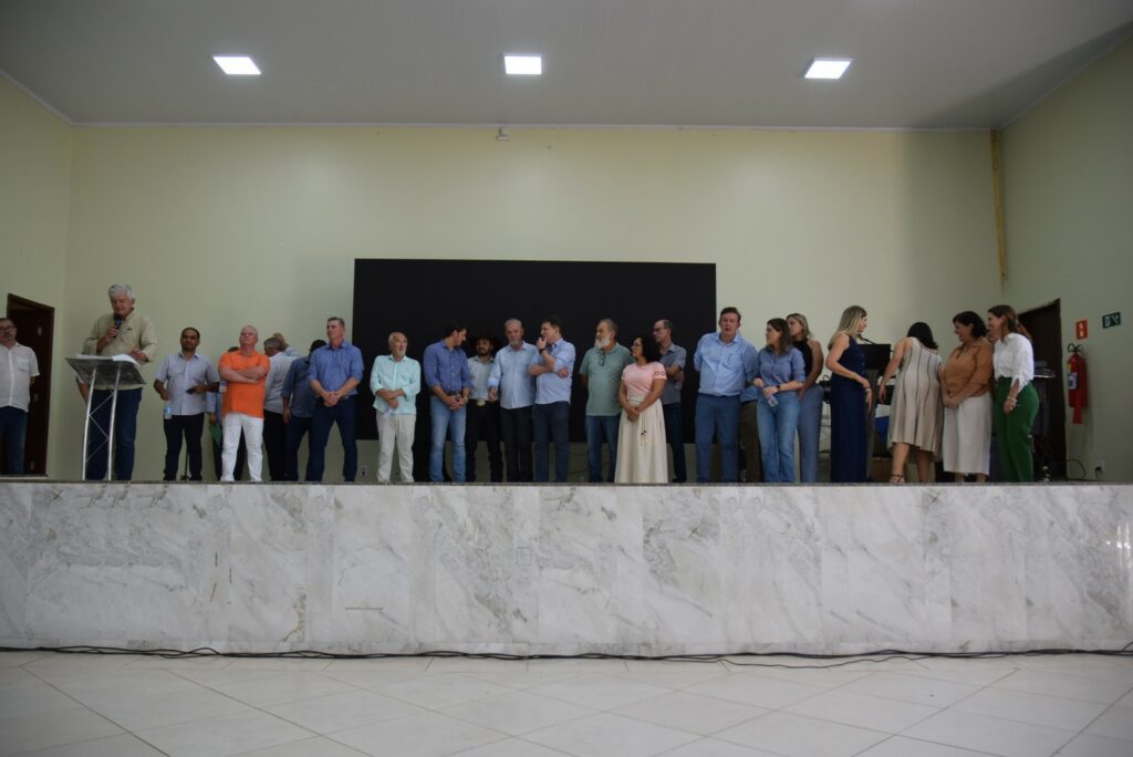 Itaipu e Conisul realizam reunião em Iguatemi para entrega de R$ 20,3 milhões em ações e investimentos aos municípios consorciados Itaipu e Conisul realizam reunião em Iguatemi para entrega de R$ 20,3 milhões em ações e investimentos aos municípios consorciados