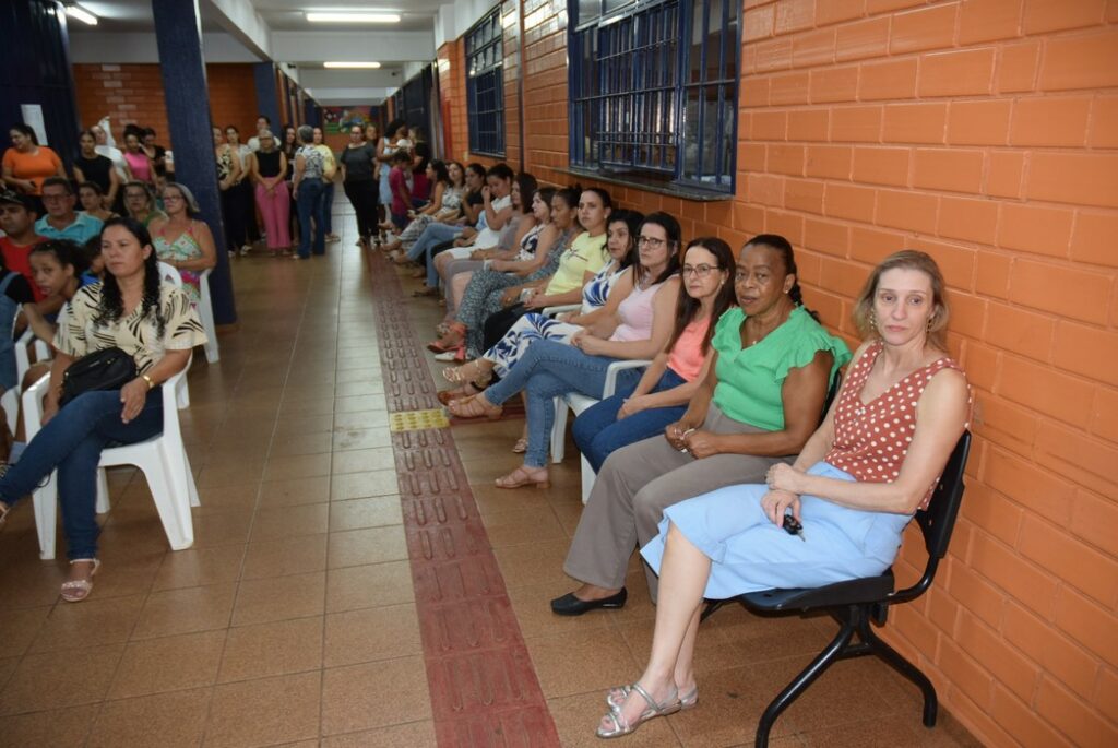 Iguatemi: Pais e responsáveis dos alunos da Escola Municipal Salvador Nogueira participam da 1ª Assembleia Geral de 2025 Iguatemi: Pais e responsáveis dos alunos da Escola Municipal Salvador Nogueira participam da 1ª Assembleia Geral de 2025