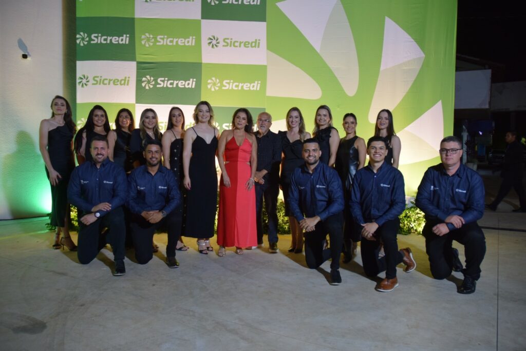Cooperativa Sicredi inaugura nova agência em Iguatemi, com a presença do prefeito Lídio Ledesma e autoridades municipais Cooperativa Sicredi inaugura nova agência em Iguatemi, com a presença do prefeito Lídio Ledesma e autoridades municipais