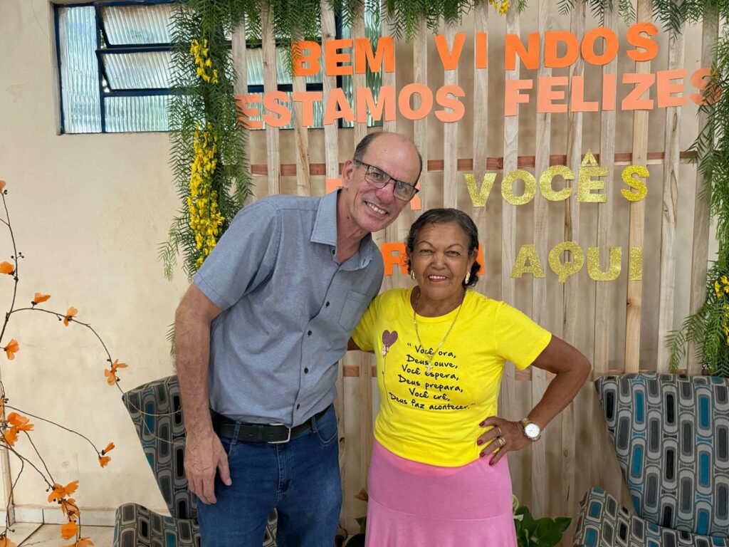 Baile do Conviver reúne idosos para uma tarde de alegria e reencontros em Amambai Baile do Conviver reúne idosos para uma tarde de alegria e reencontros em Amambai