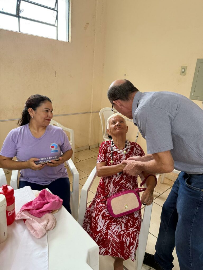 Baile do Conviver reúne idosos para uma tarde de alegria e reencontros em Amambai Baile do Conviver reúne idosos para uma tarde de alegria e reencontros em Amambai