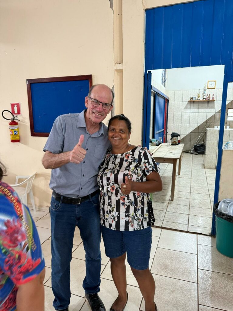 Baile do Conviver reúne idosos para uma tarde de alegria e reencontros em Amambai Baile do Conviver reúne idosos para uma tarde de alegria e reencontros em Amambai