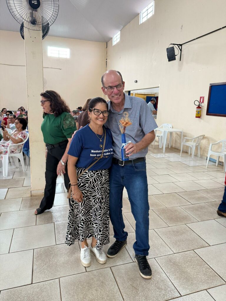 Baile do Conviver reúne idosos para uma tarde de alegria e reencontros em Amambai Baile do Conviver reúne idosos para uma tarde de alegria e reencontros em Amambai