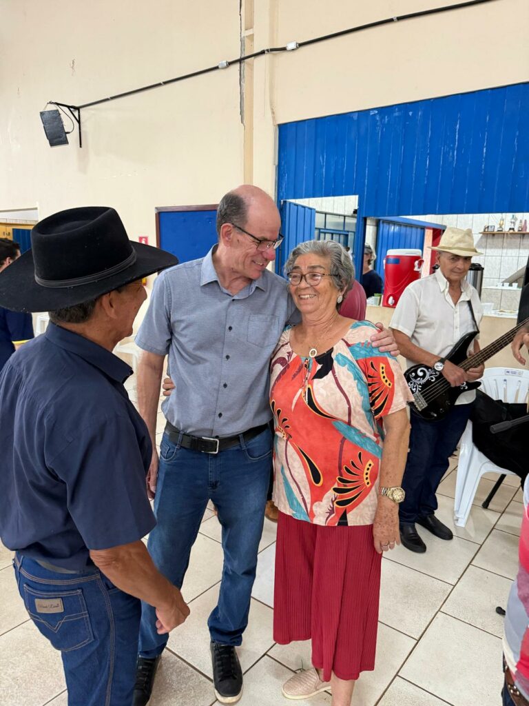 Baile do Conviver reúne idosos para uma tarde de alegria e reencontros em Amambai Baile do Conviver reúne idosos para uma tarde de alegria e reencontros em Amambai