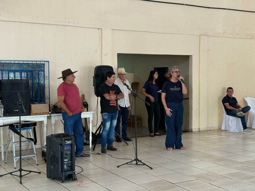 Baile do Conviver reúne idosos para uma tarde de alegria e reencontros em Amambai Baile do Conviver reúne idosos para uma tarde de alegria e reencontros em Amambai