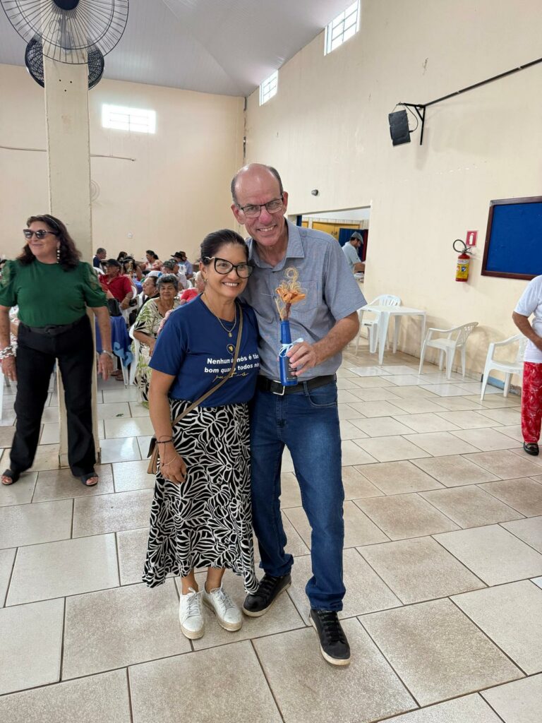 Baile do Conviver reúne idosos para uma tarde de alegria e reencontros em Amambai Baile do Conviver reúne idosos para uma tarde de alegria e reencontros em Amambai