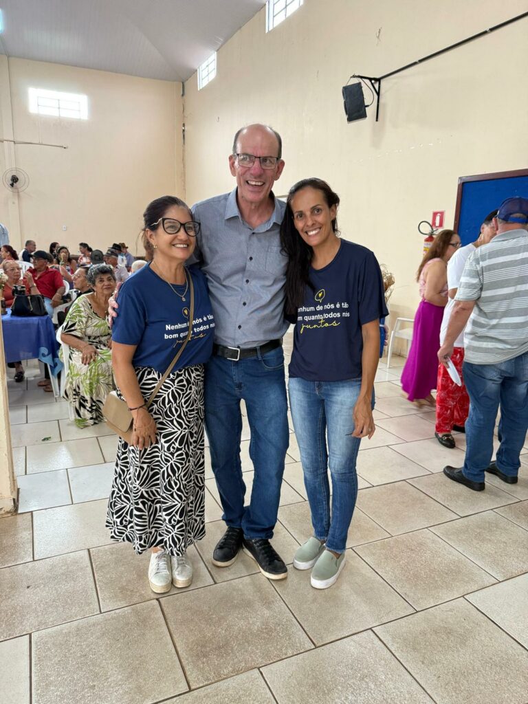 Baile do Conviver reúne idosos para uma tarde de alegria e reencontros em Amambai Baile do Conviver reúne idosos para uma tarde de alegria e reencontros em Amambai