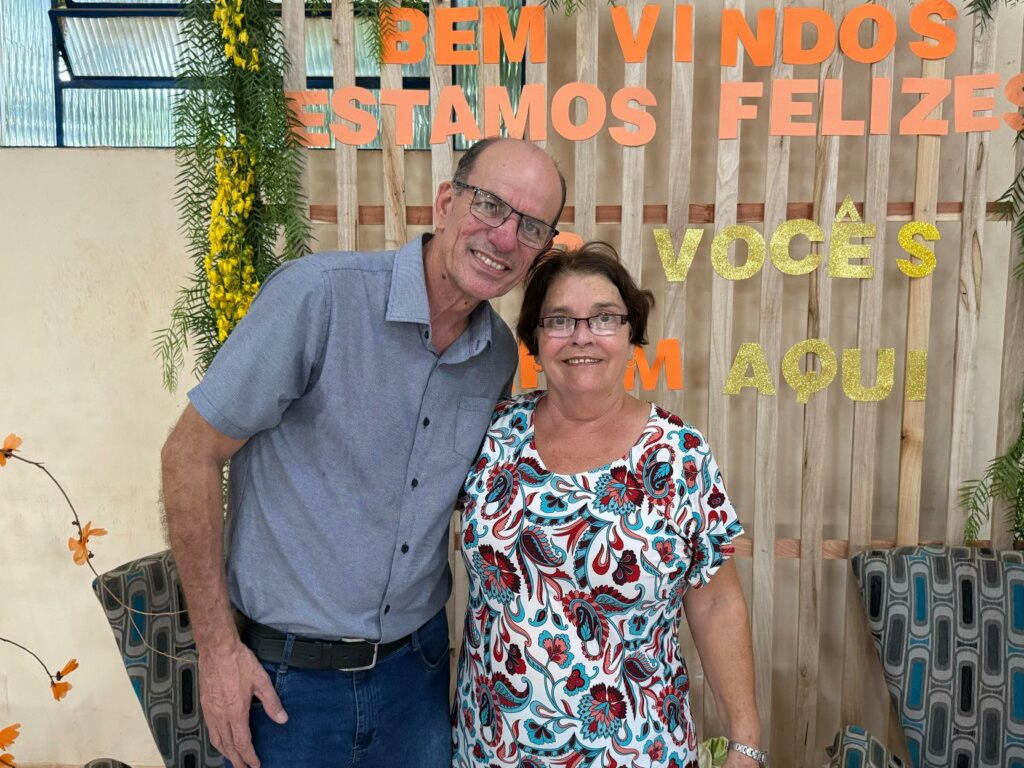 Baile do Conviver reúne idosos para uma tarde de alegria e reencontros em Amambai Baile do Conviver reúne idosos para uma tarde de alegria e reencontros em Amambai