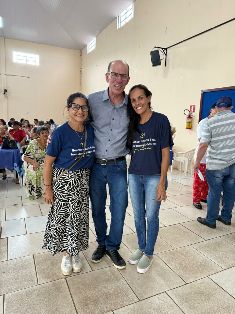 Baile do Conviver reúne idosos para uma tarde de alegria e reencontros em Amambai Baile do Conviver reúne idosos para uma tarde de alegria e reencontros em Amambai