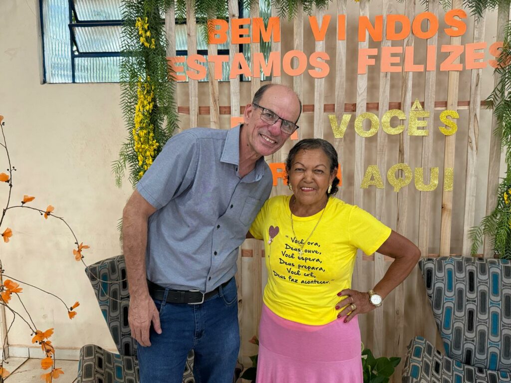 Baile do Conviver reúne idosos para uma tarde de alegria e reencontros em Amambai Baile do Conviver reúne idosos para uma tarde de alegria e reencontros em Amambai