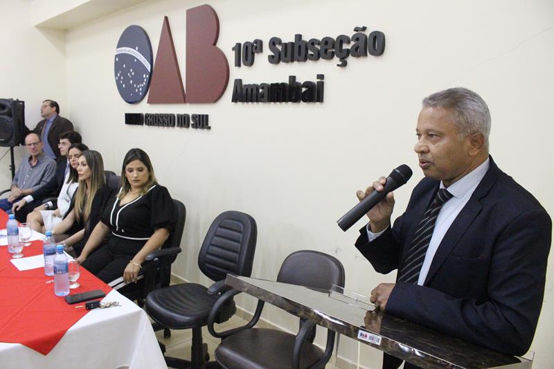 Cerimônia com representantes dos três poderes marca posse da diretoria da OAB em Amambai