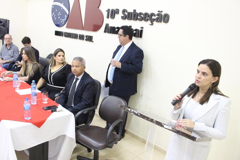 Cerimônia com representantes dos três poderes marca posse da diretoria da OAB em Amambai