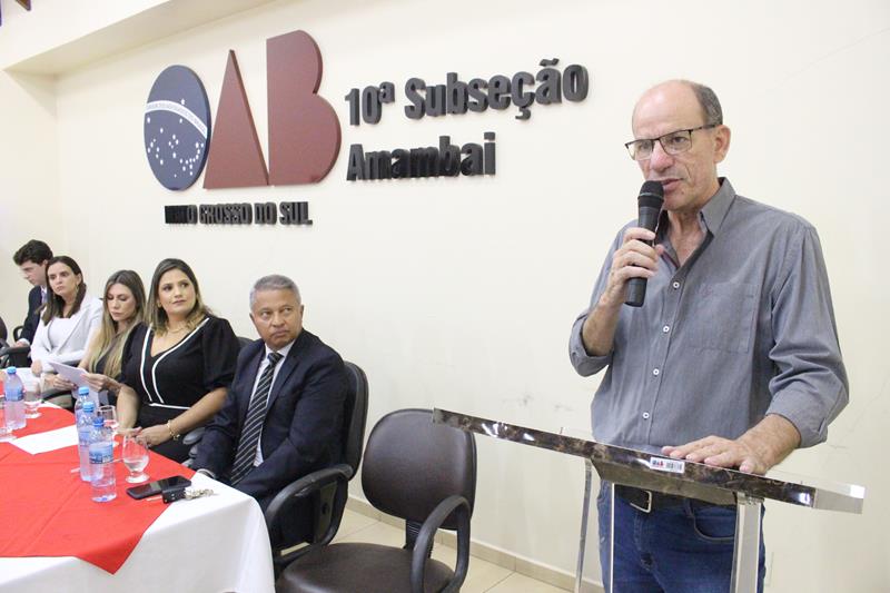 Cerimônia com representantes dos três poderes marca posse da diretoria da OAB em Amambai
