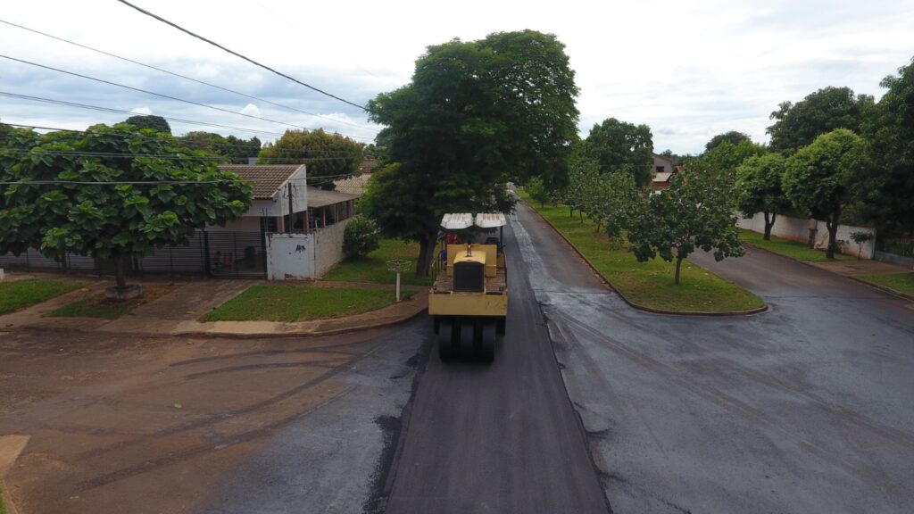 Prefeitura de Iguatemi reinicia recapeamento asfáltico no bairro Vila Nova Esperança Prefeitura de Iguatemi reinicia recapeamento asfáltico no bairro Vila Nova Esperança