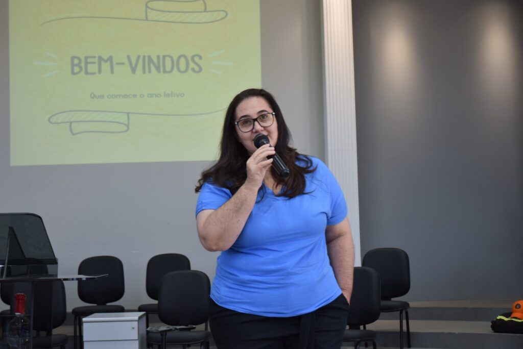 Profissionais da área da educação de Iguatemi participam de treinamento de primeiros socorros Profissionais da área da educação de Iguatemi participam de treinamento de primeiros socorros